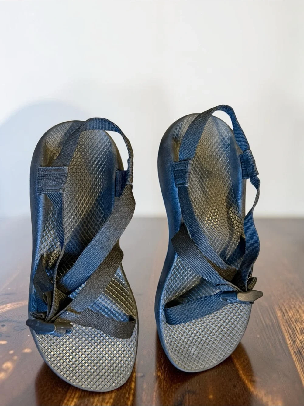 Women’s Chaco Black Z/1 Sport Sandals with Adjustable Straps Minimal Wear